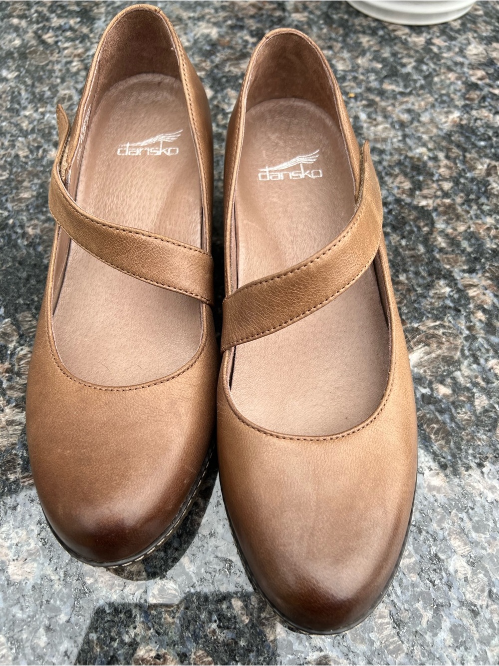Dansko Lanie Tan Burnished Nubuck Size Women's EU 40 Mary Jane Heel Wedge